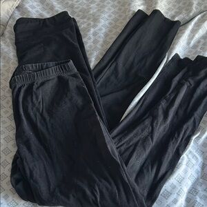 2 Pairs Classic Black Women's Leggings - Medium